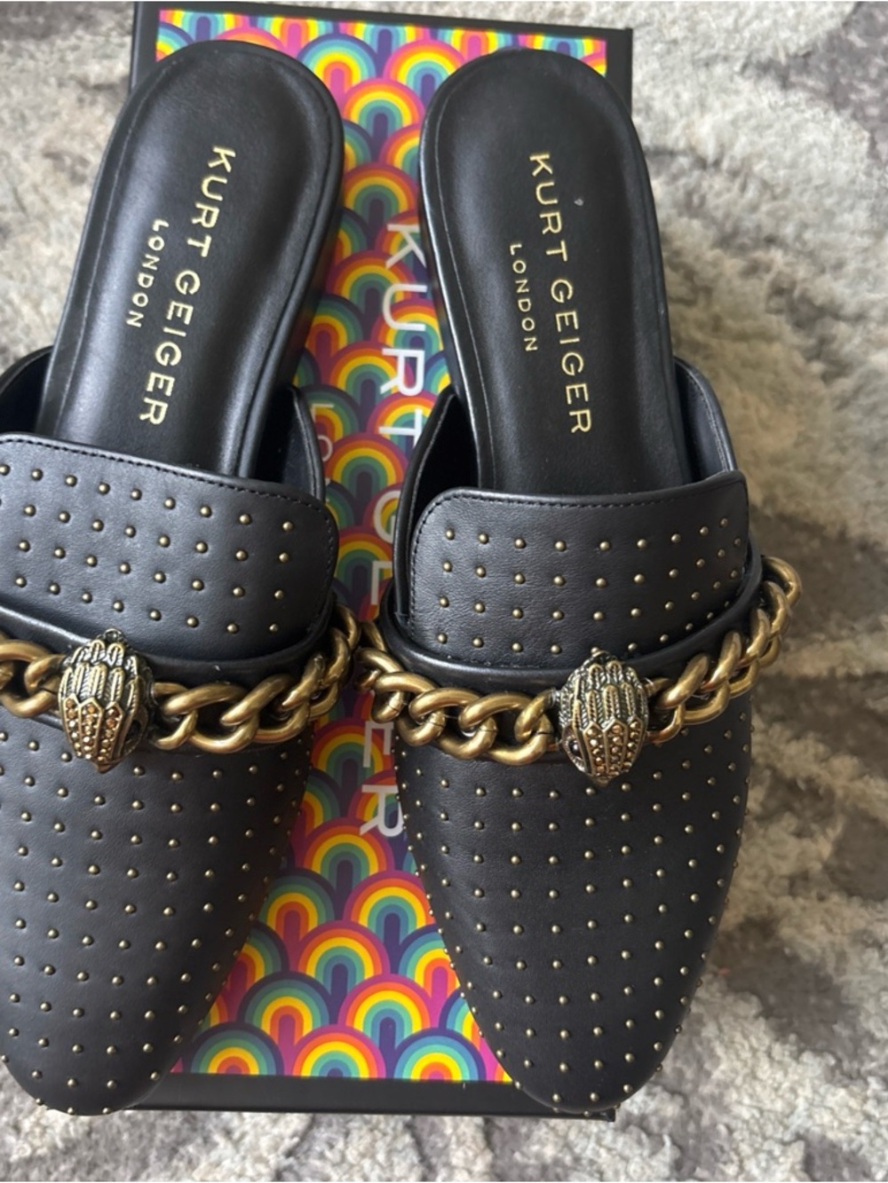 Kurt Geiger LondonChelsea Leather Stud Embellished Chain Hardware Mules Blak-6.5